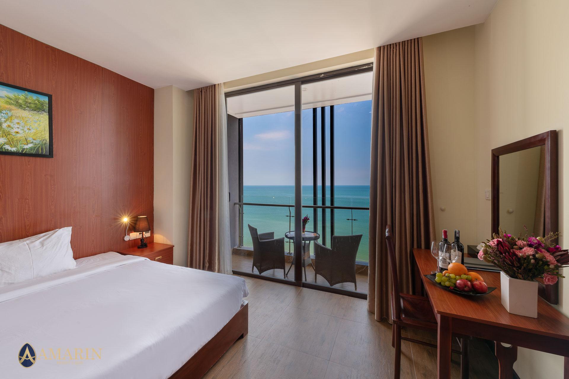 Sky, Deluxe, King Bed, Ocean View