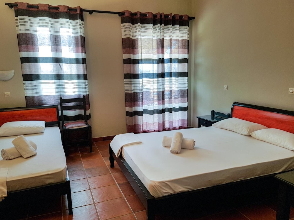 Ionio Hotel 17/74