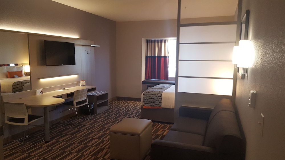 Microtel Inn And Suites By Wyndham Perry 26/41