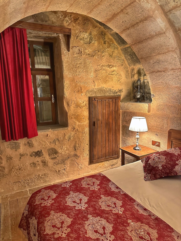Taka Ev Cave Hotel & Guest House 28/50