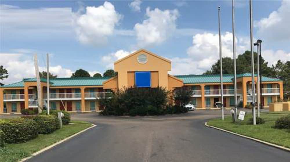 Fairbridge Inn Express Natchez 1/53