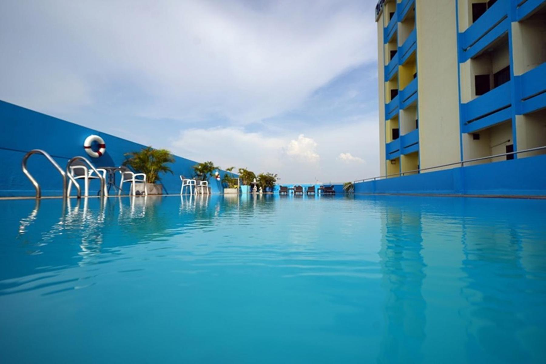 Riverside Bangkok Hotel 44/51