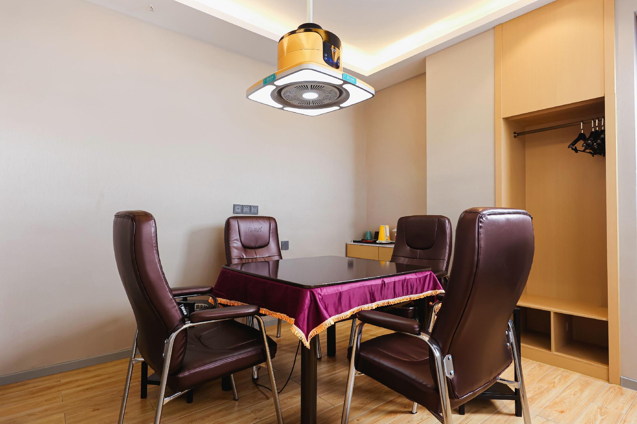 Magnotel Hotel(Changsha Provincial Government Guihuaping Subway Station Store) 42/44