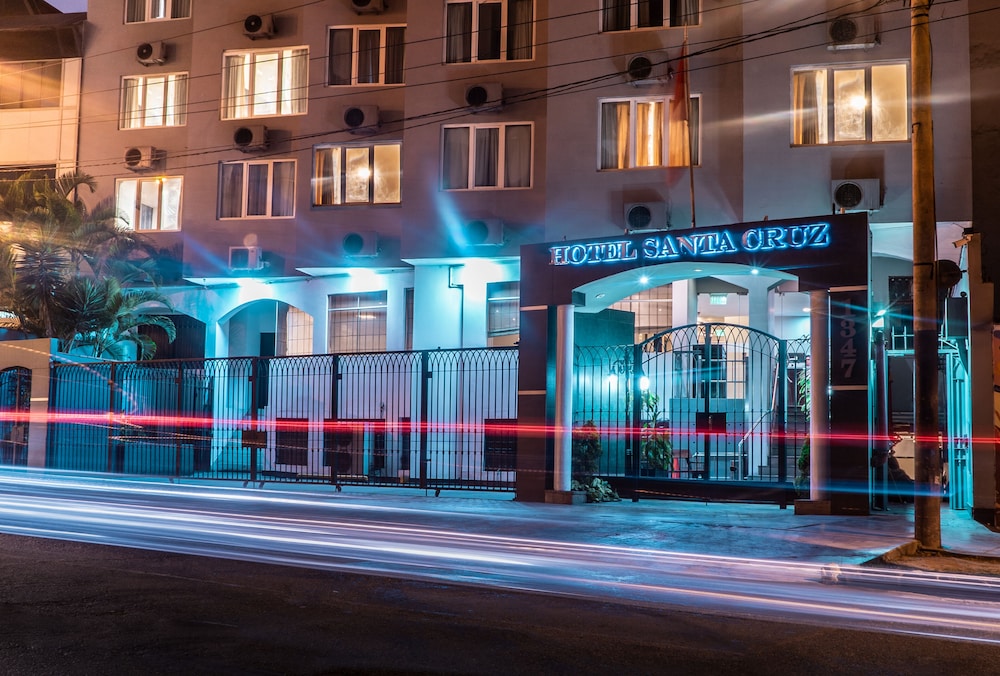HOTEL SANTA CRUZ 2/60