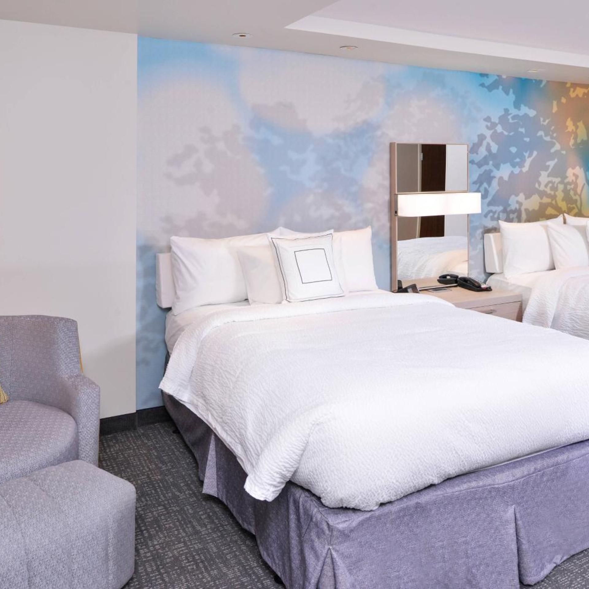 Room, 2 Queen Beds, Bathtub, Accessible