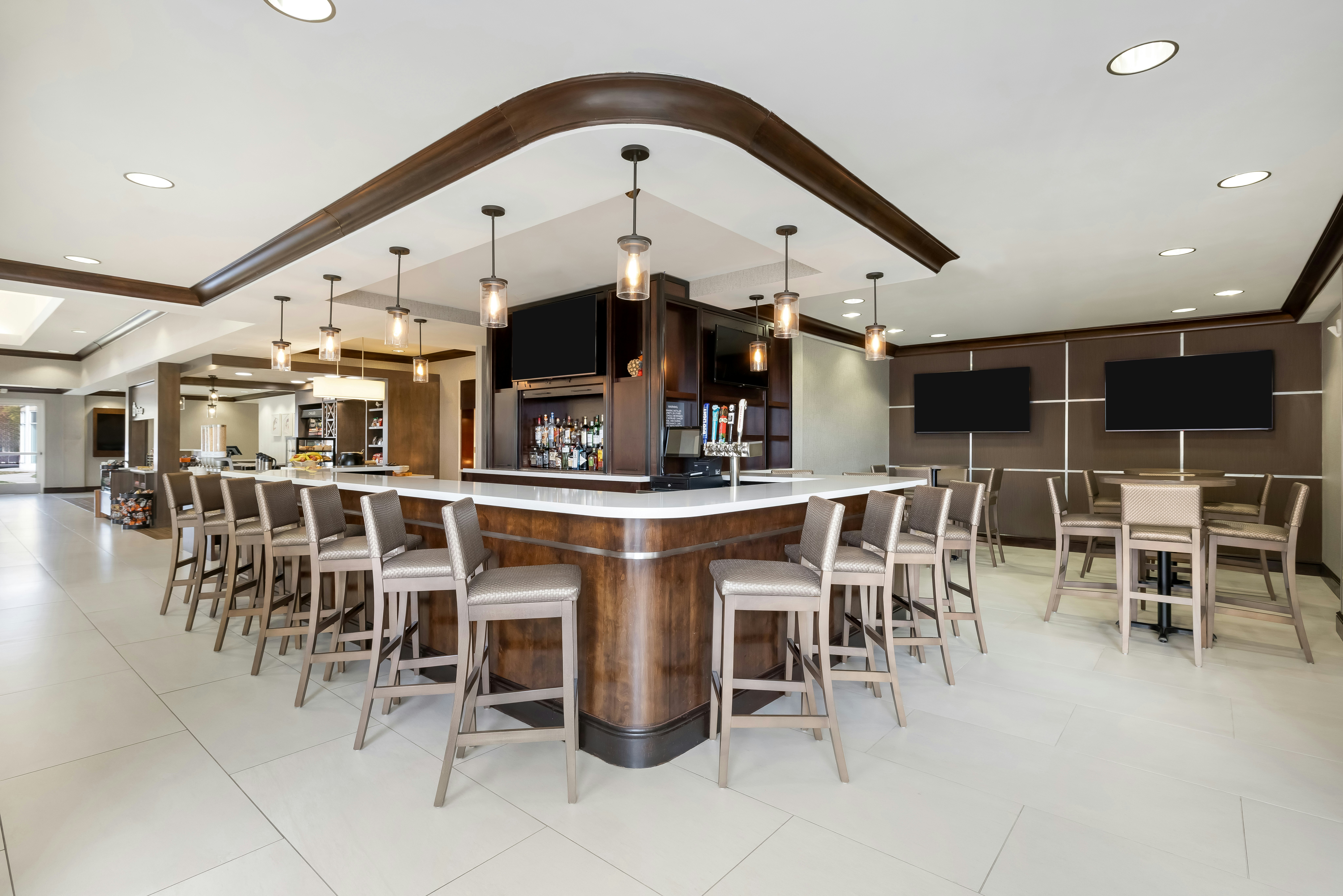 Hilton Garden Inn Dulles North 51/82