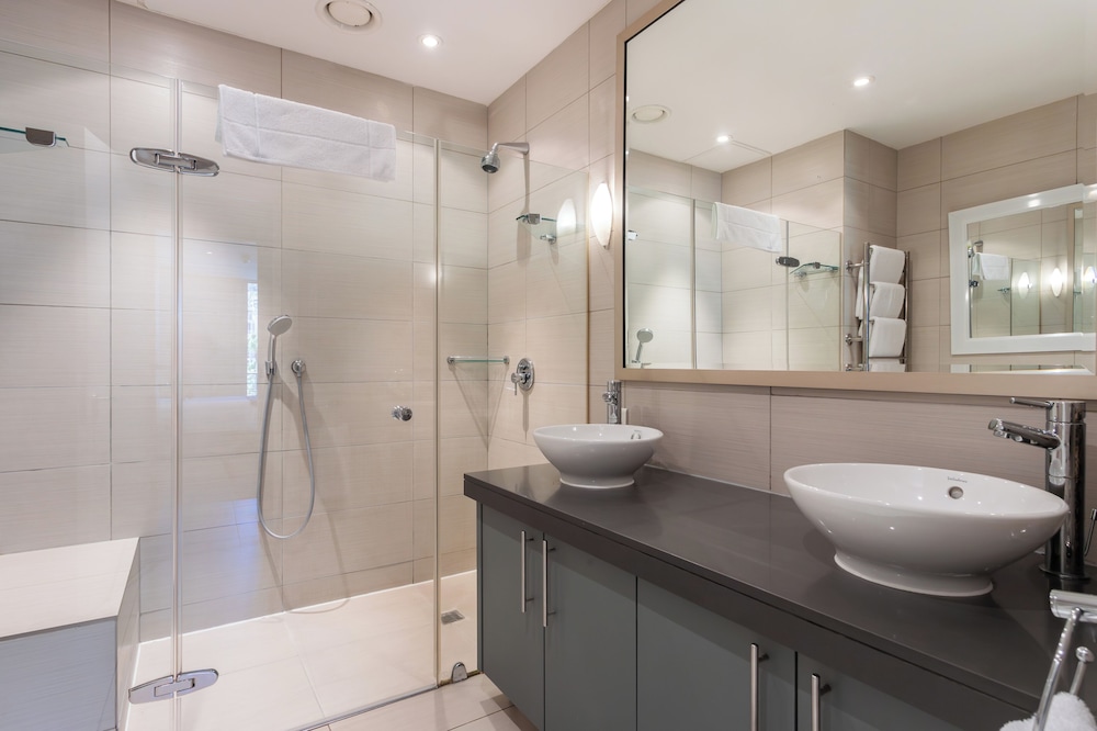Mountain Marina Luxury Apartments 49/50