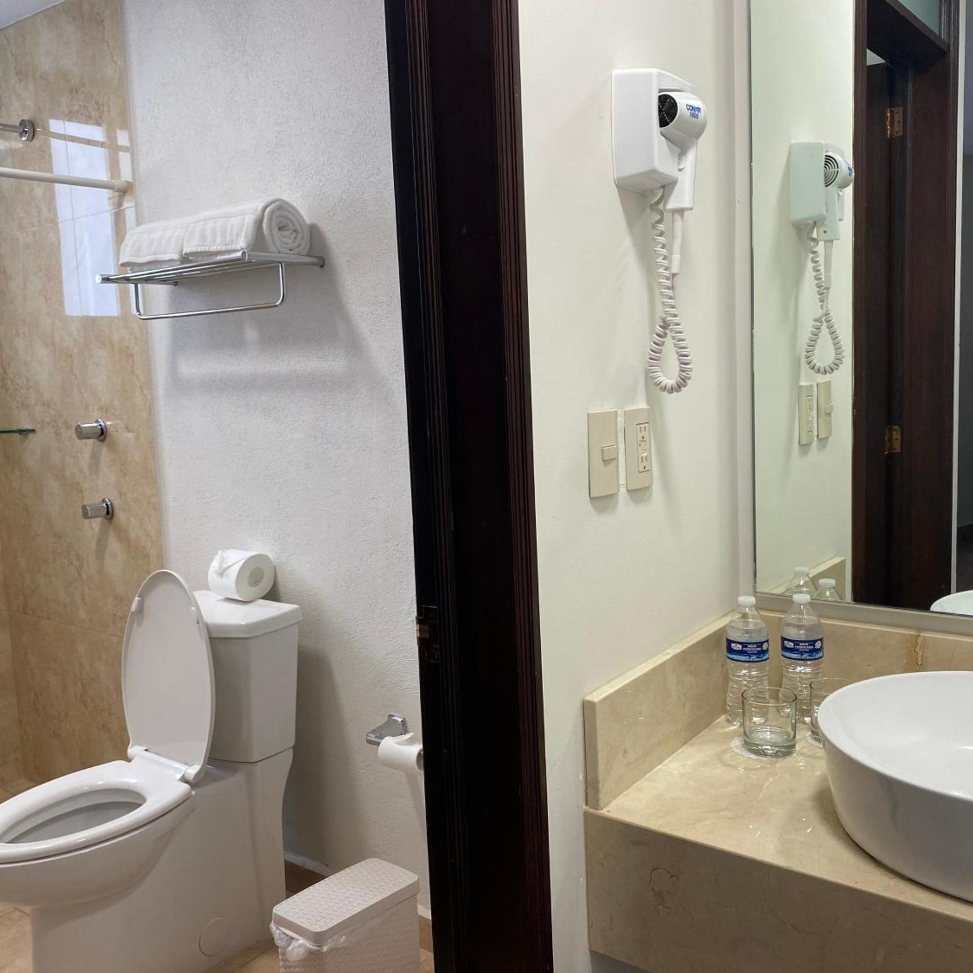 Hotel Casa Faroles 52/56