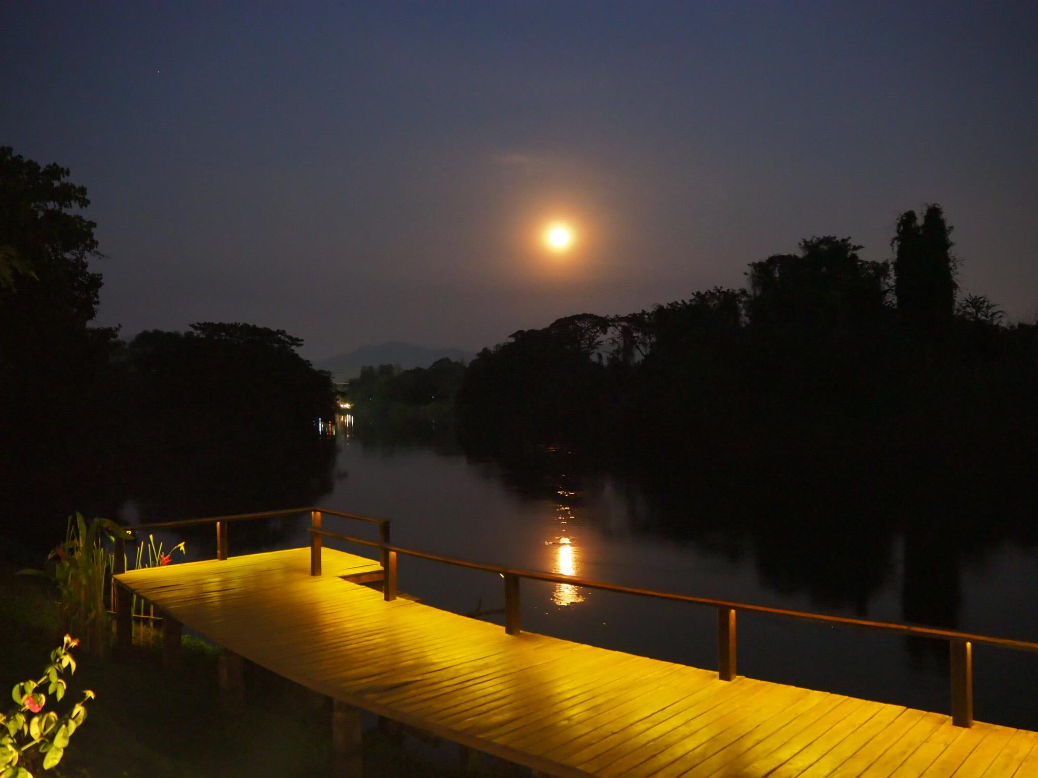 Ruen Maihom Riverside Cottage 45/63