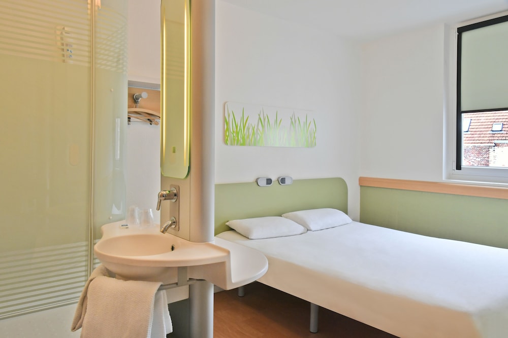 Ibis Budget Saint-Quentin Centre Gare 24/58