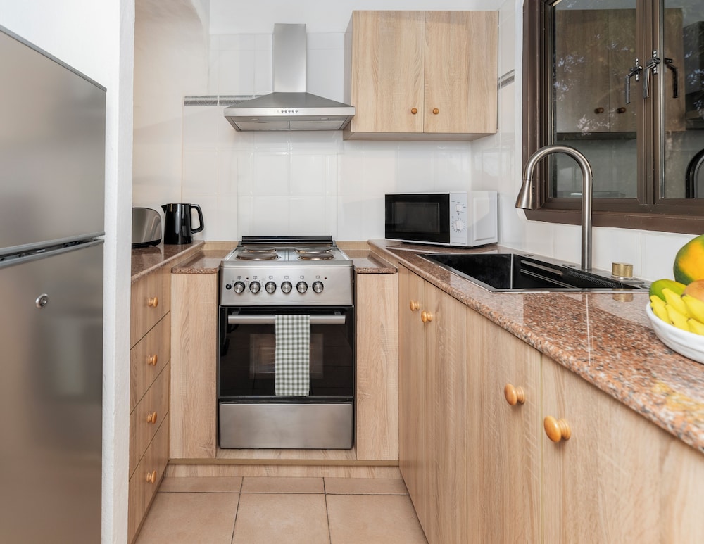 Edens Holiday Villas 30/46
