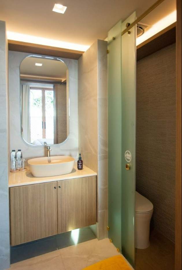 Luxury Family Beachfront Pool Villa