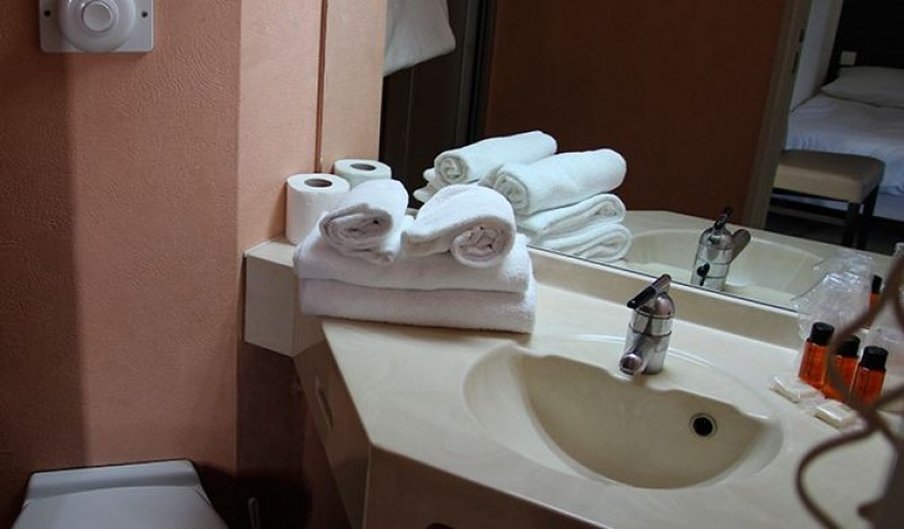 Loreak Hotel 39/40