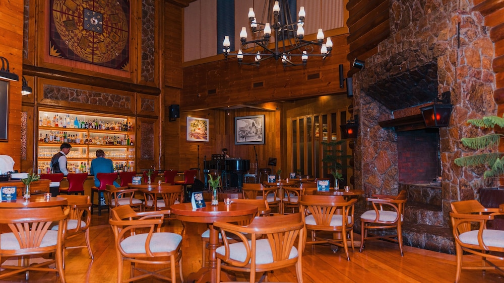 John Hay Hotels - Garden Wing 37/52