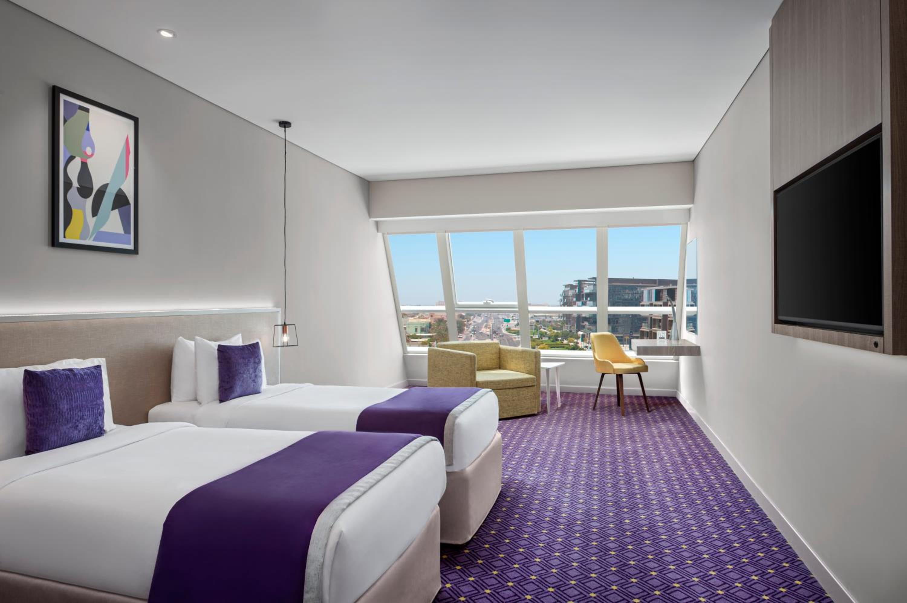 DELUXE CONNECTING ROOM