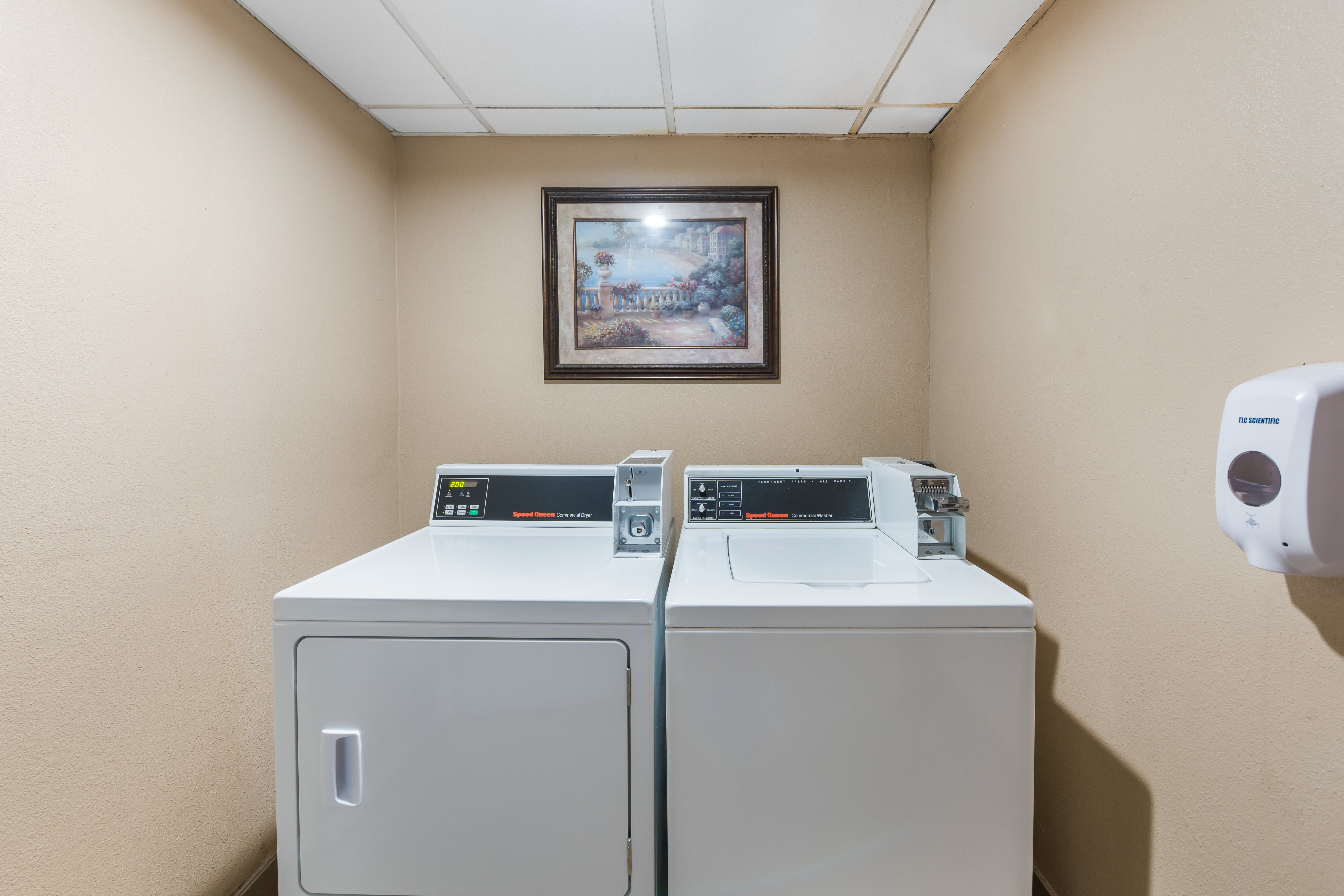 Holiday Inn Express London-I-70 an IHG Hotel 48/56