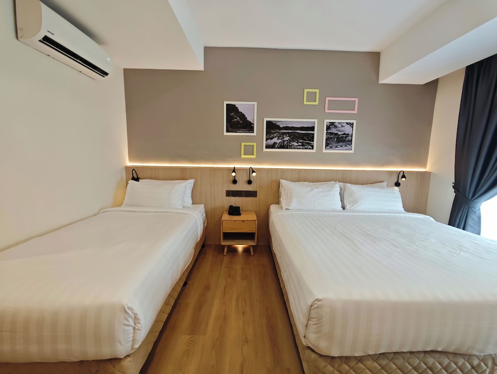 Raia Beach Resort Port Dickson 15/34