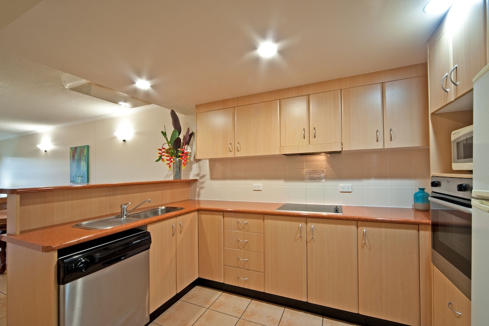 Shingley Beach Resort 15/72