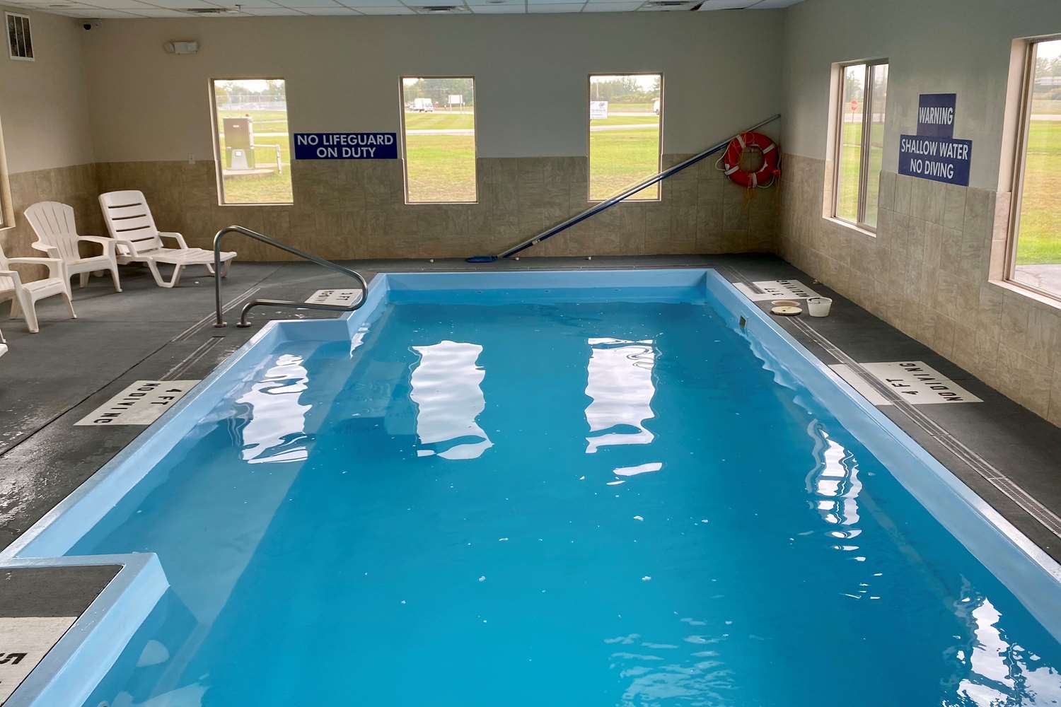 swimming pool spa