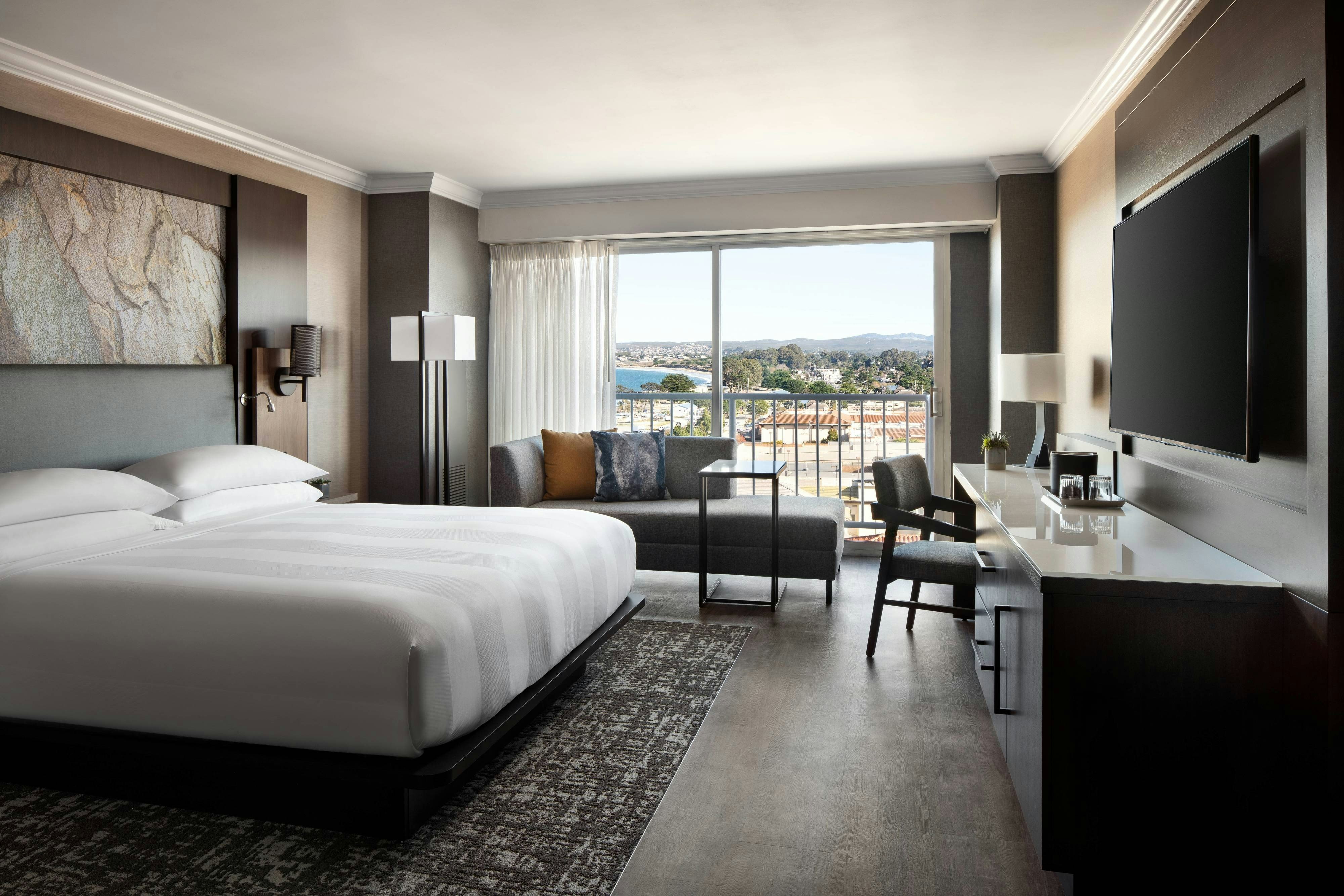 Room, Bay View