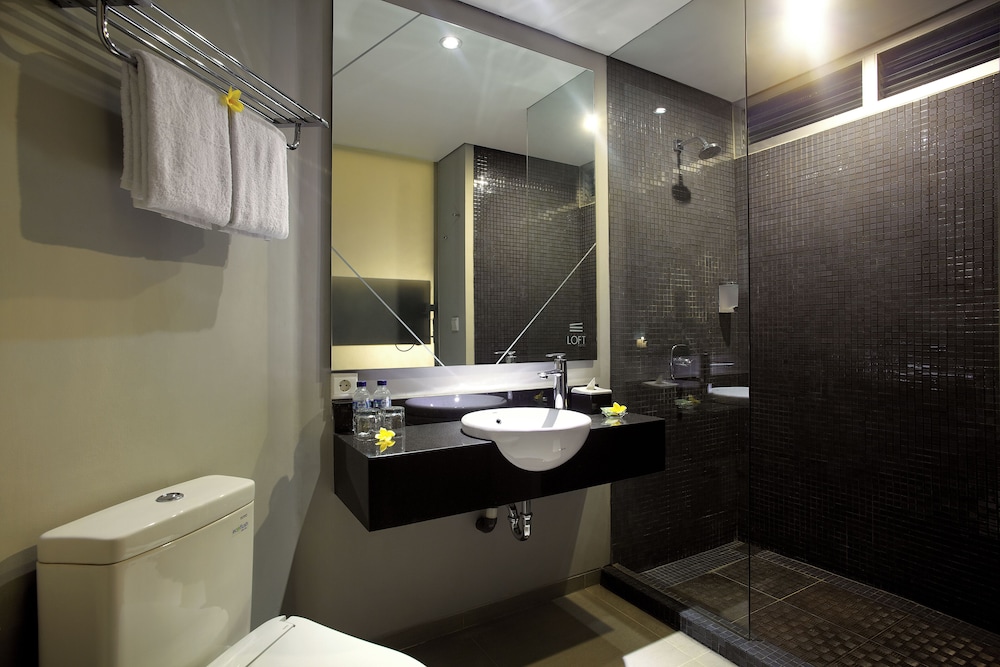 Loft Legian 55/56
