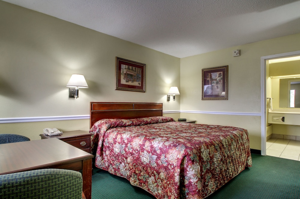 Key West Inn - Montgomery 10/17