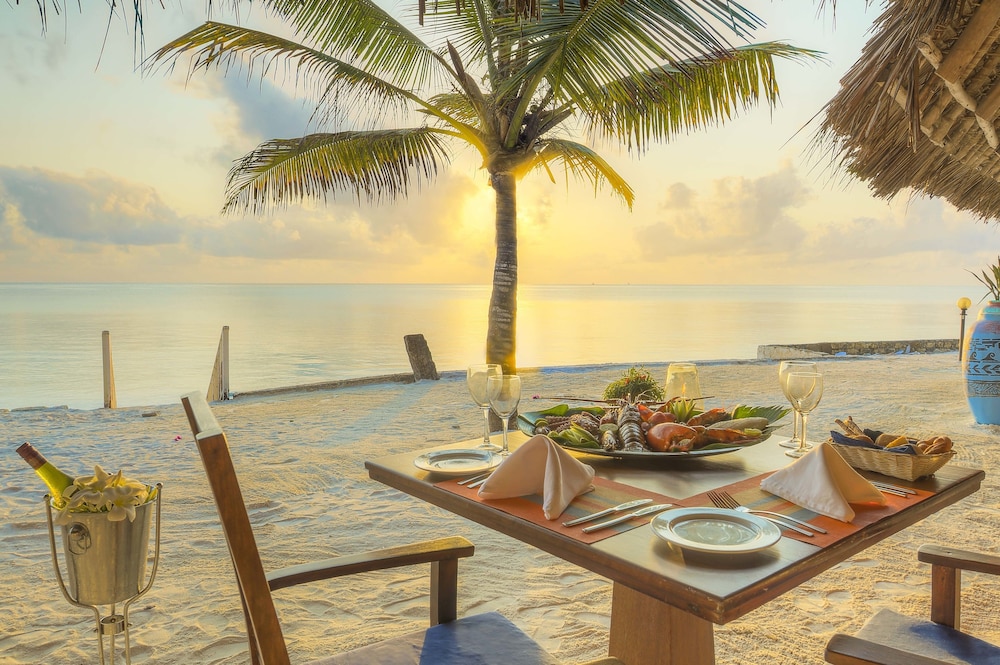 Bluebay Beach Resort & Spa 36/52