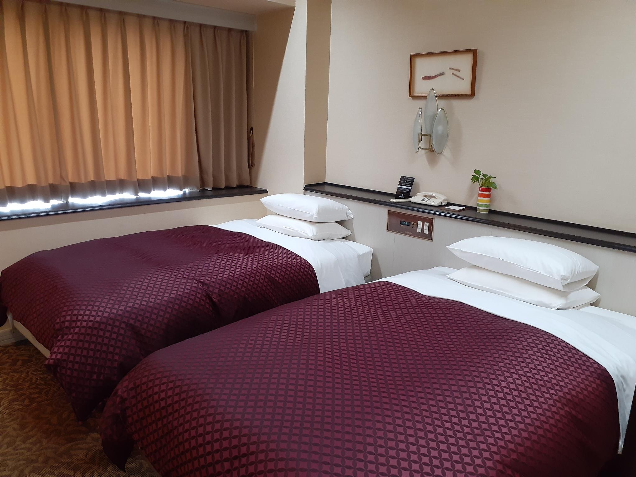 Semi Room, 2 Semi Double Beds