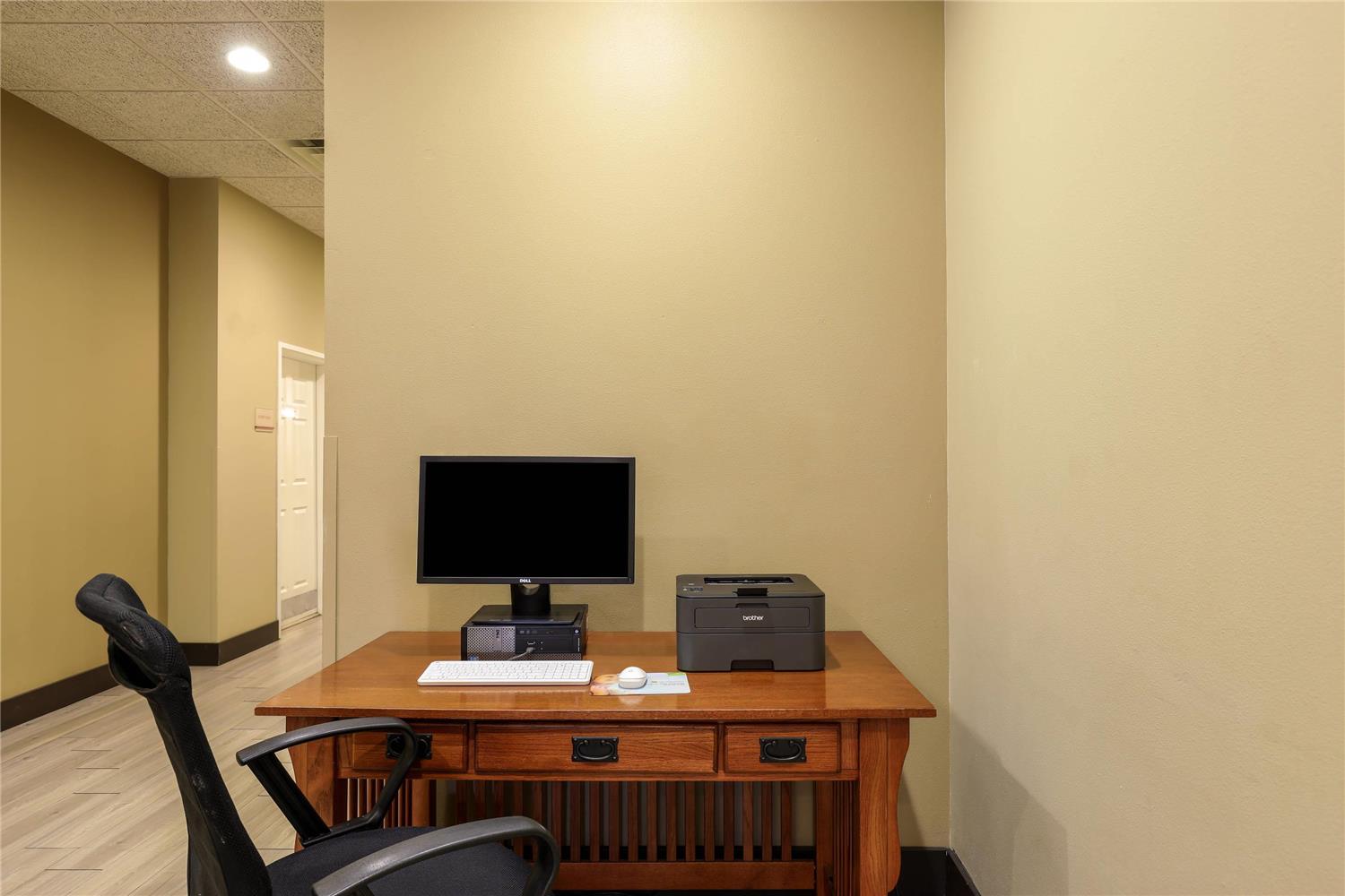 MainStay Suites Fitchburg Madison 37/44