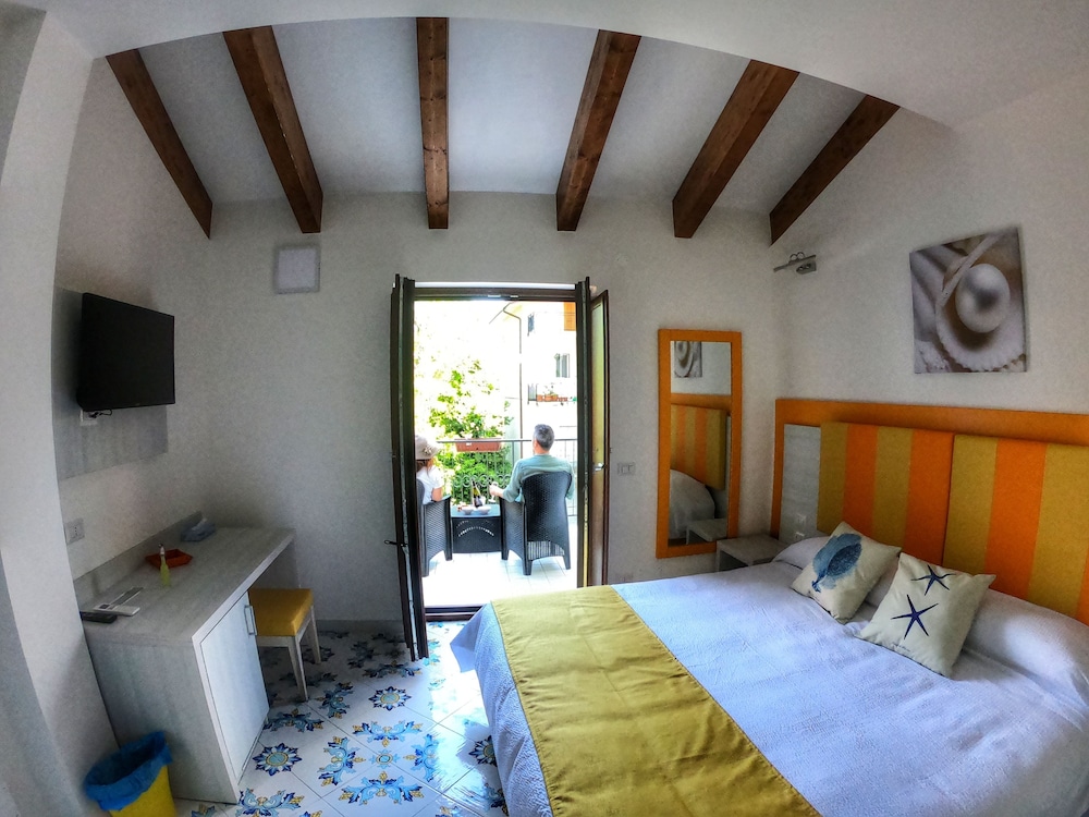 Costa Blu 13/50