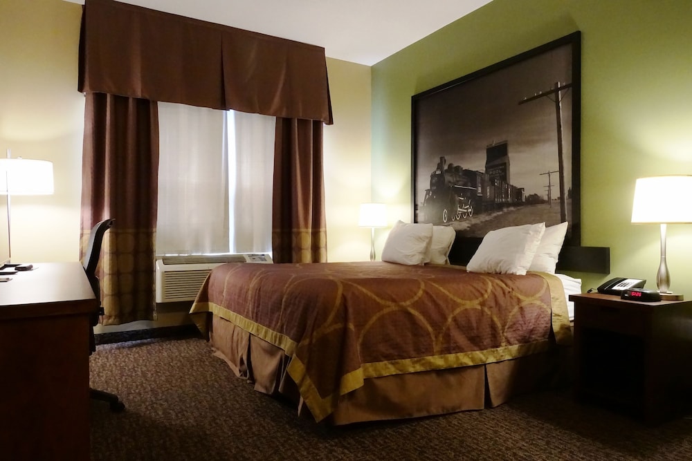 Super 8 by Wyndham Regina 16/33
