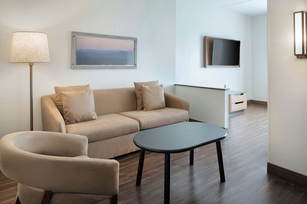 Fairfield Inn And Suites Lake City 23/50