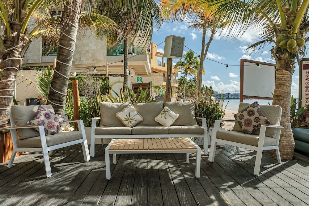 The Carmen Hotel Ocean Front By Kavia - Adults Only 53/73