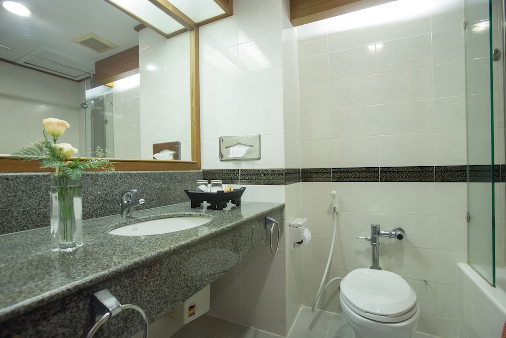 Asia Cha Am Hotel 46/50