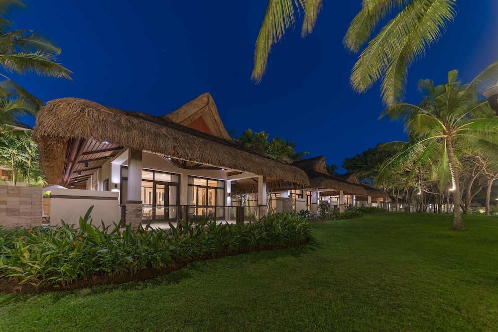 Henann Resort Alona Beach 70/74