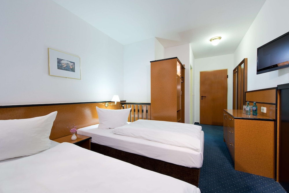 Aspire Frankfurt Airport, Trademark Collection by Wyndham 17/50