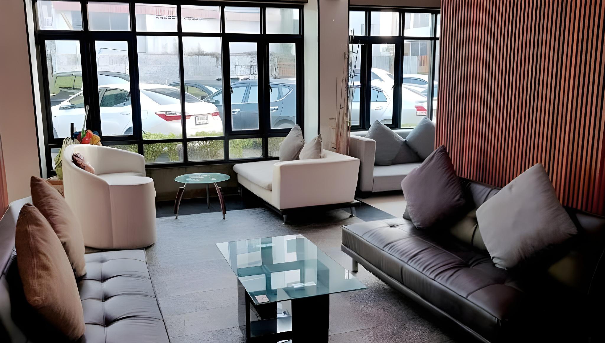 Izen Pure Budget Hotel & Residences 39/49