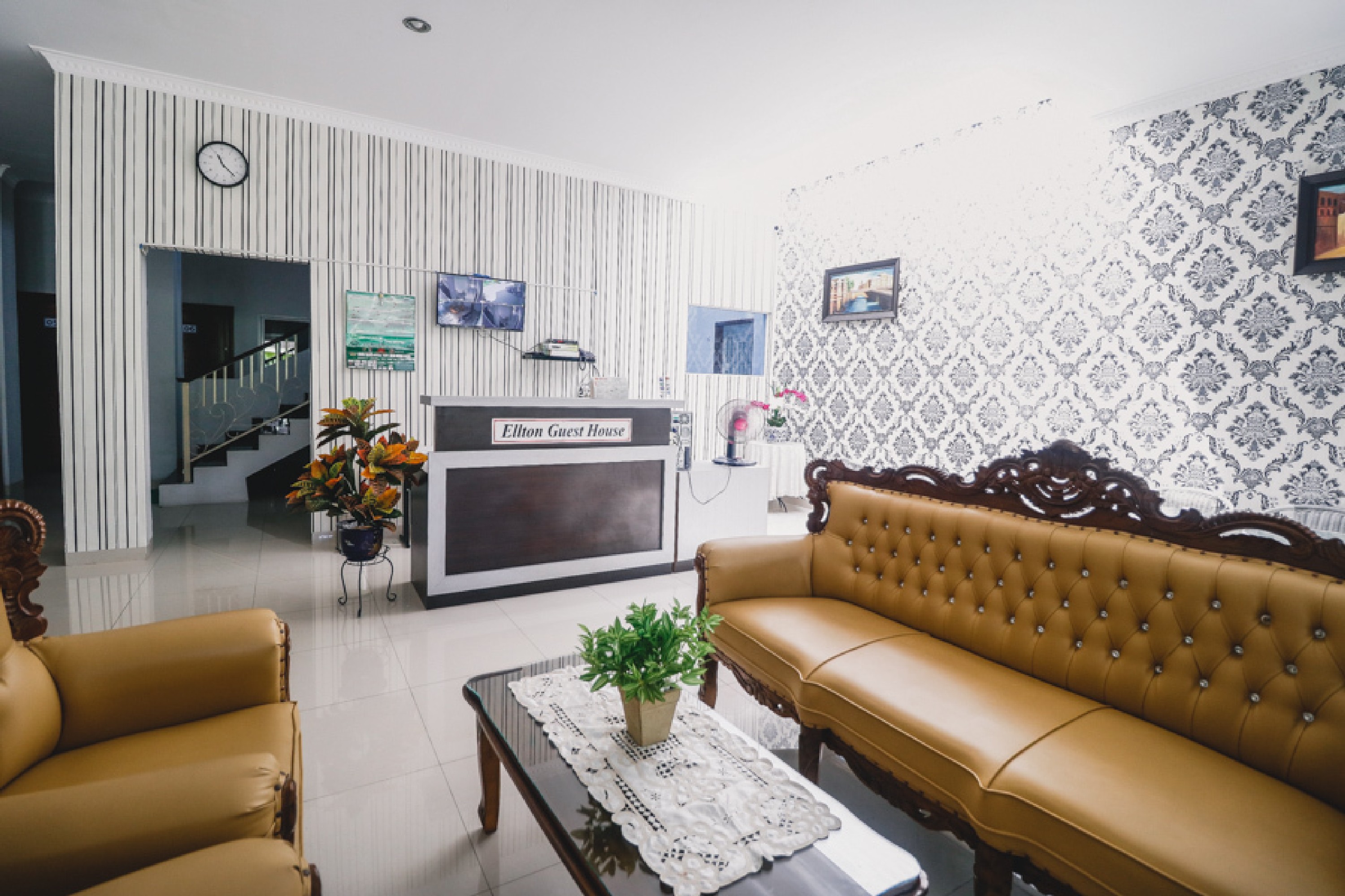 Reddoorz Near Hermes Place Polonia Medan 29/34