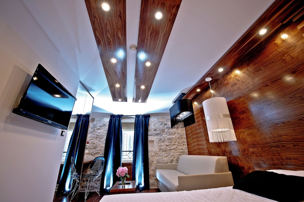 Jupiter Heritage Hotel 40/72
