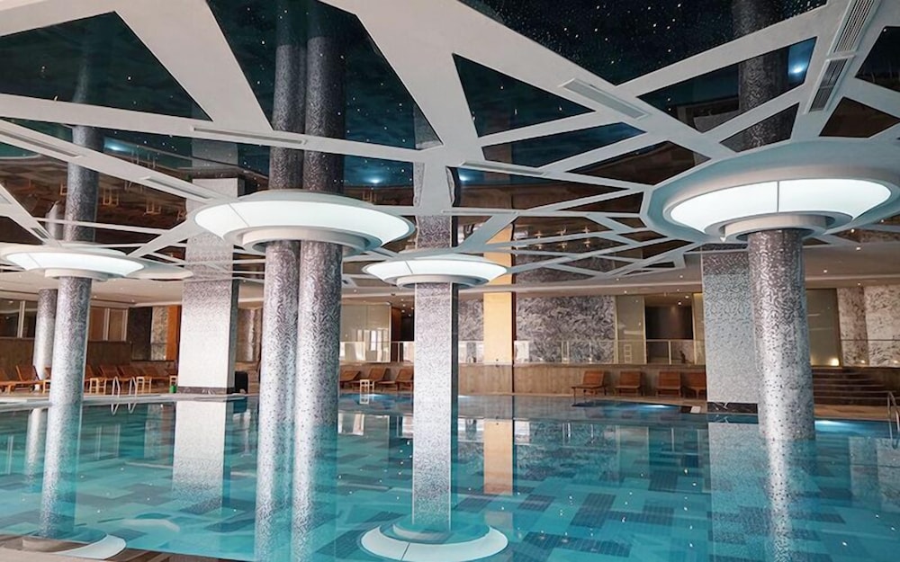 Maxwell Resort Hotel & Spa 24/50