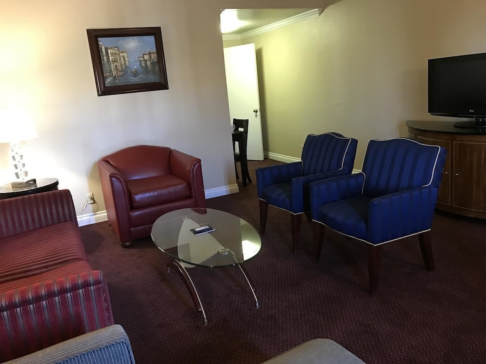 Guesthouse Hotel Norwalk 20/33