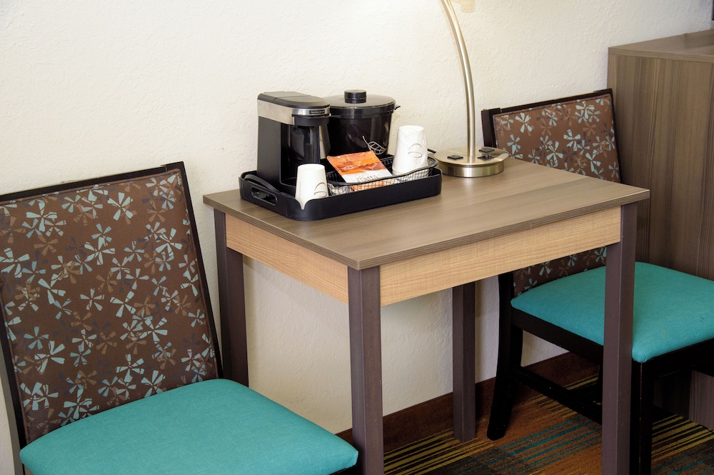Pigeon River Inn 13/65
