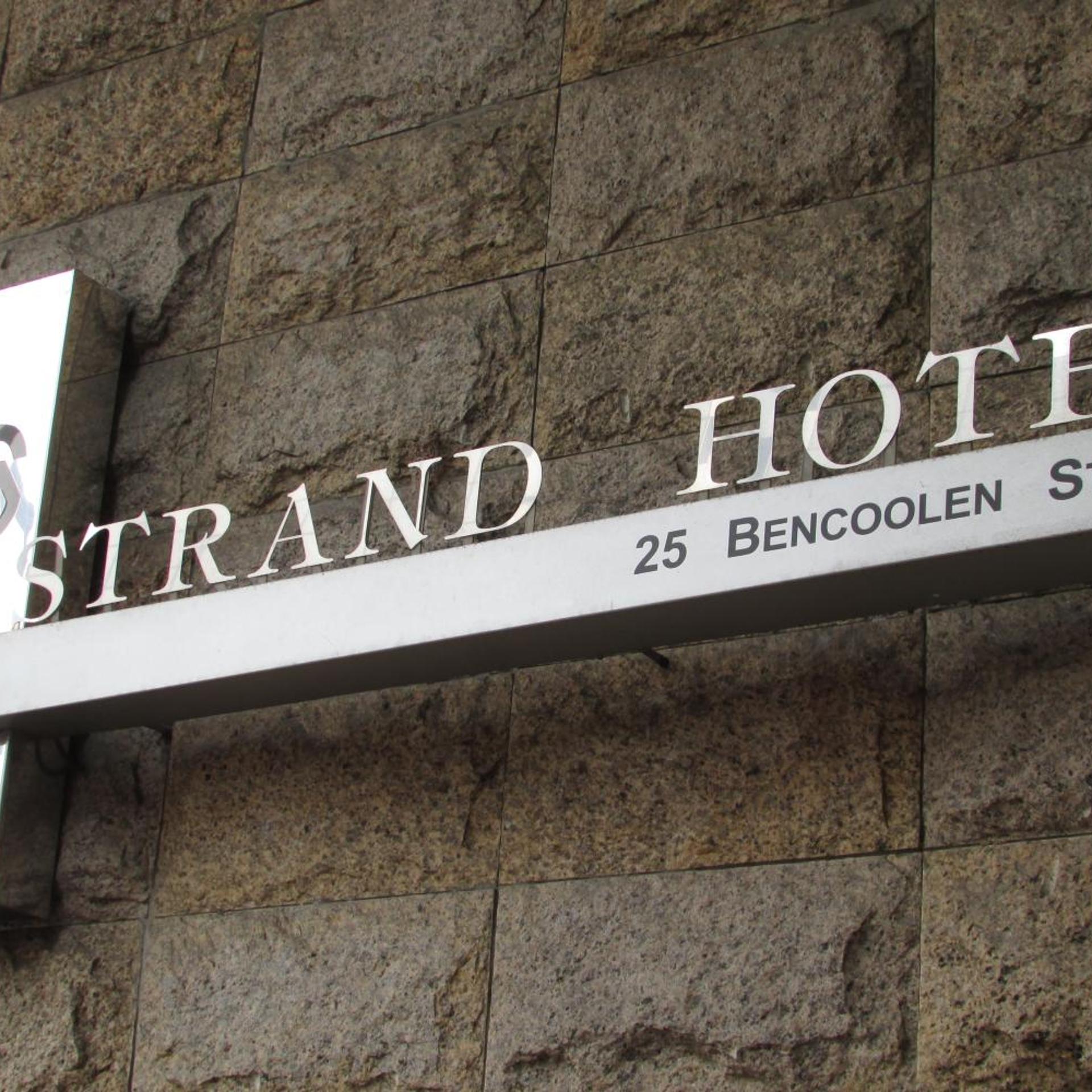 Strand Hotel 4/53
