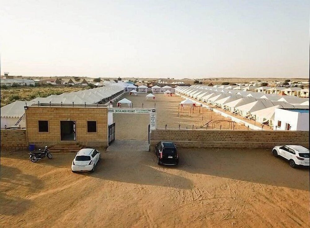 Royal Jaisalmer Resort With Swimmingpool 19/27