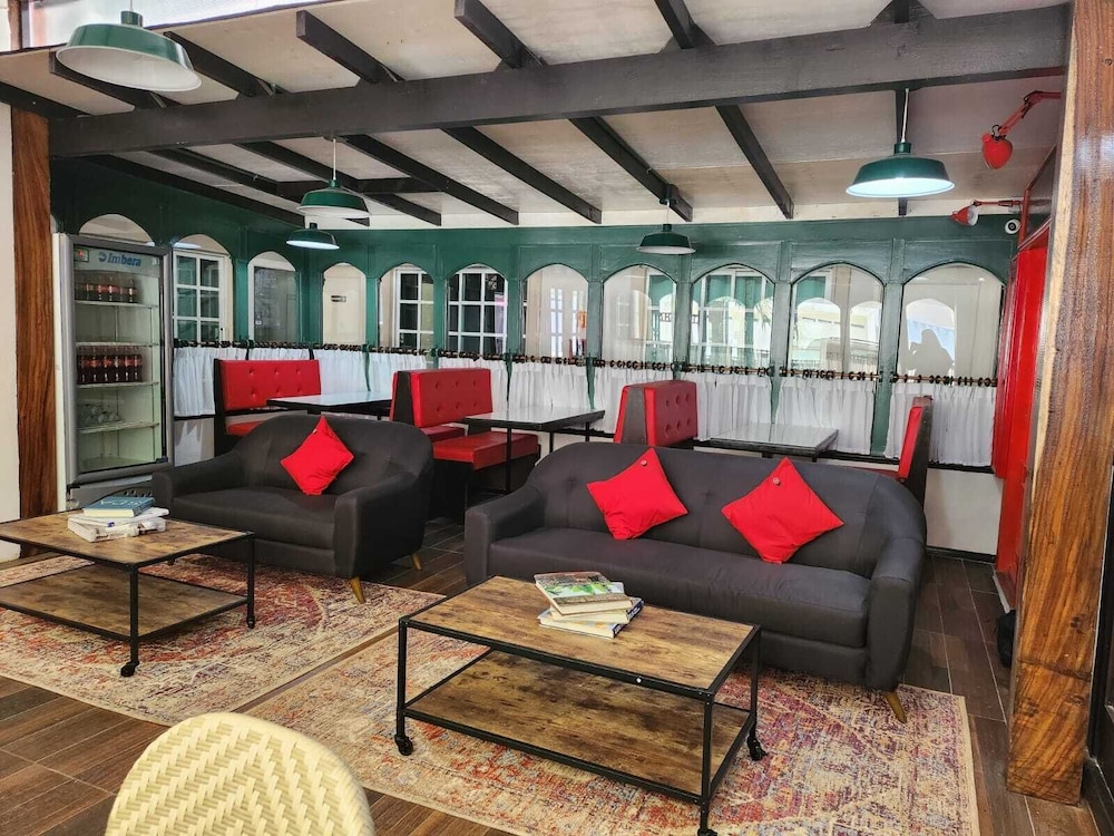 Boca Inn Hotel &amp; Suites 45/66
