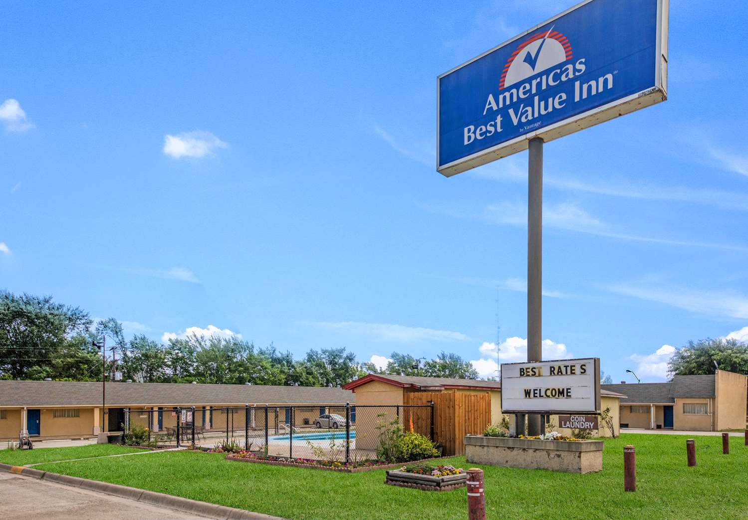 Americas Best Value Inn Giddings 4/37