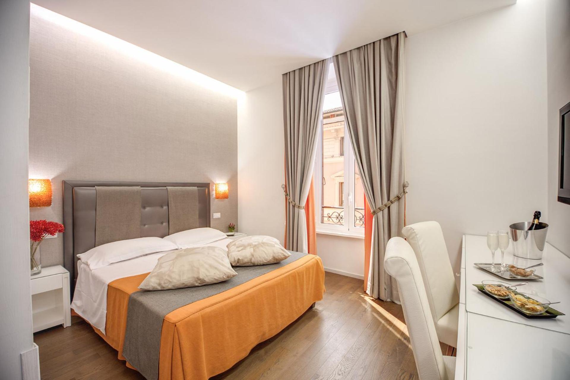 Room, Queen Bed