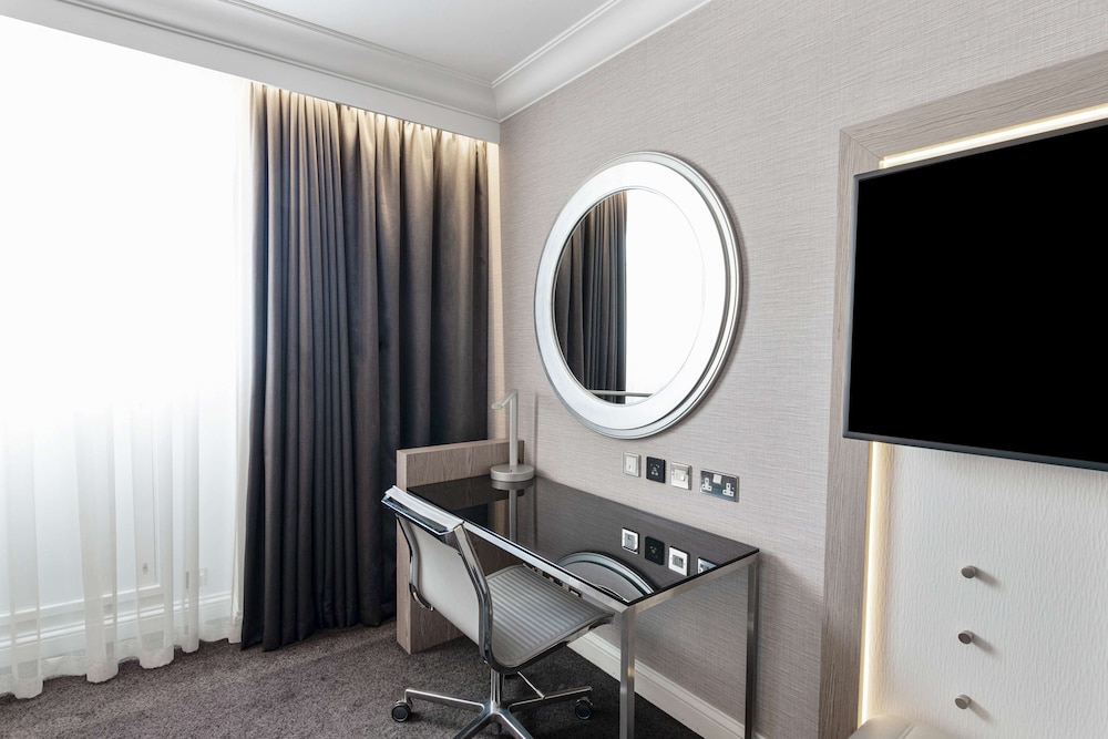 Radisson Blu Hotel, Leeds 62/66