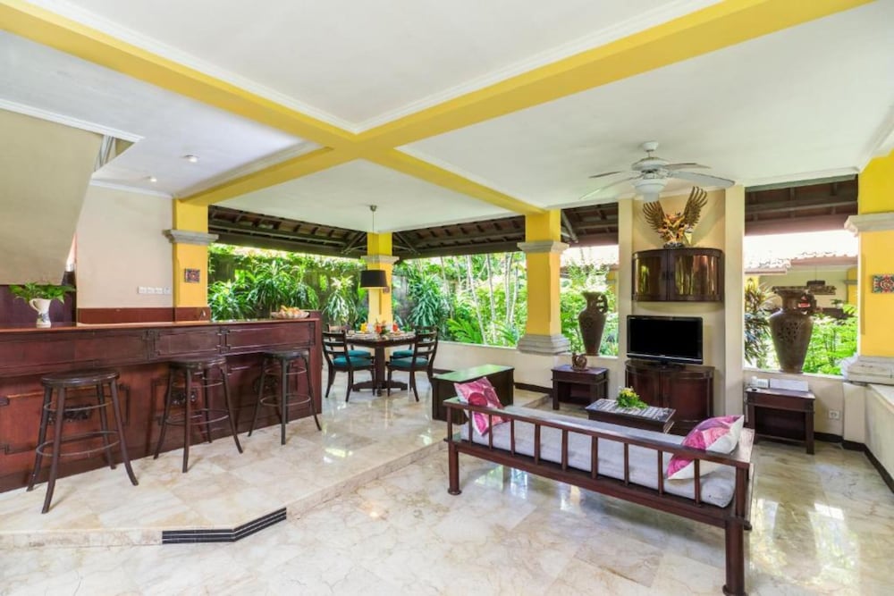 Royal Hotel and Villa Bali 7/48