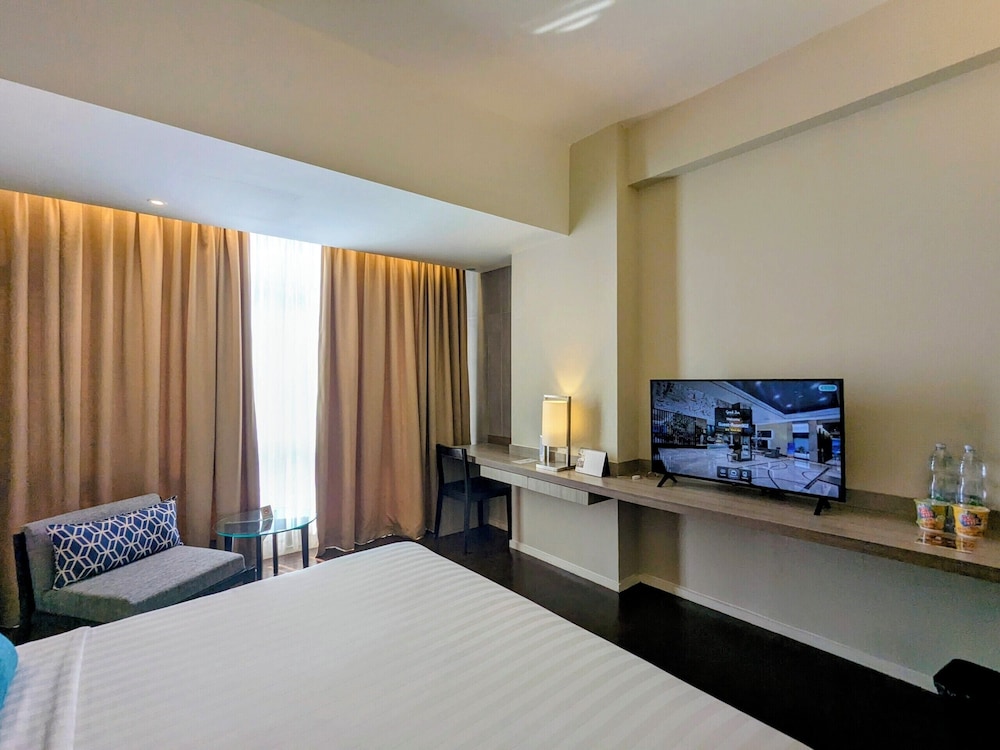Grand Zuri Jababeka Cikarang 23/68